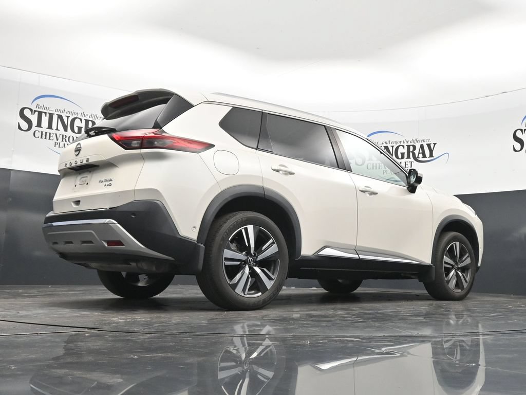 Used 2022 Nissan Rogue Platinum w/ Head-Up Display Package AWD/4WD image 32