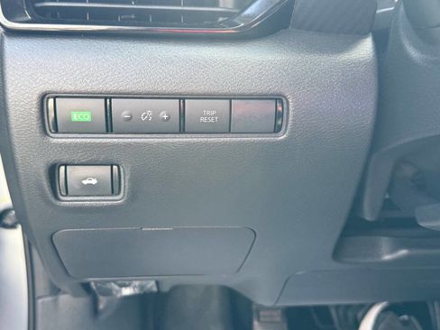Used 2020 Nissan Sentra S FWD image 12
