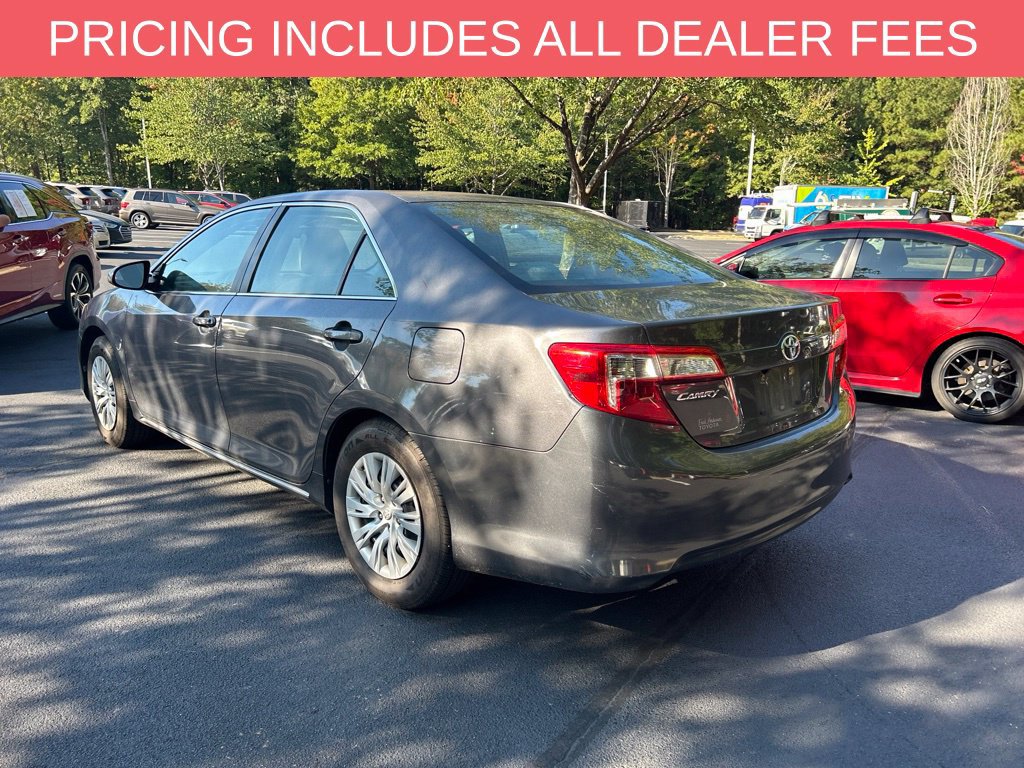 Used 2012 Toyota Camry LE FWD image 17