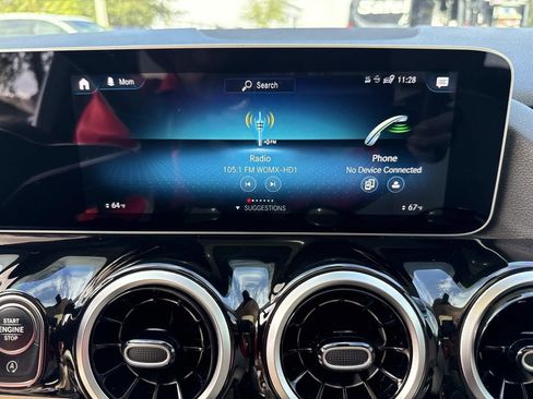 Used 2021 Mercedes-Benz GLA 250 4MATIC image 29