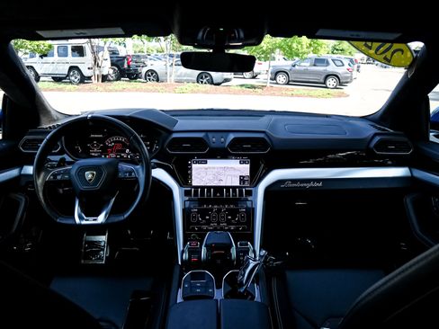 Used 2024 Lamborghini Urus S AWD/4WD image 29