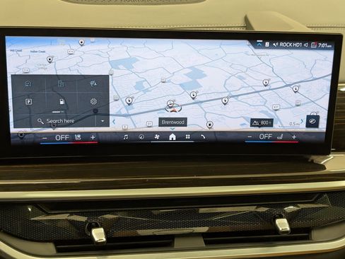 Certified 2024 BMW X5 xDrive50e w/ Premium Package image 27