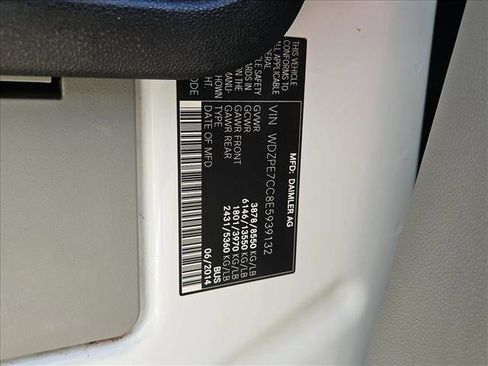 Used 2014 Mercedes-Benz Sprinter 2500 image 25