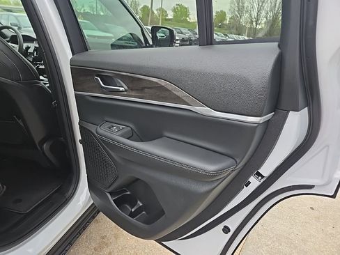 New 2026 Jeep Grand Cherokee Altitude image 78