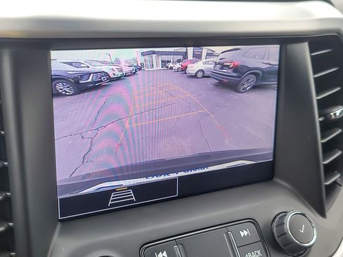 Certified 2023 GMC Acadia SLE image 15