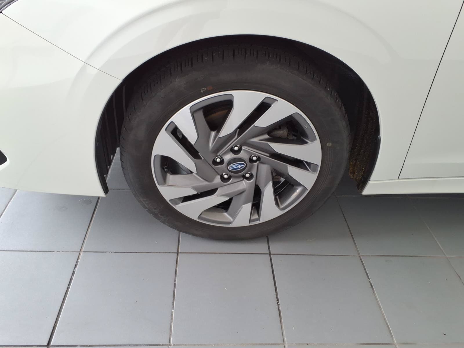 Certified 2025 Subaru Legacy Limited AWD/4WD image 9