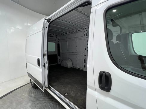 Used 2023 RAM ProMaster 2500 FWD image 29