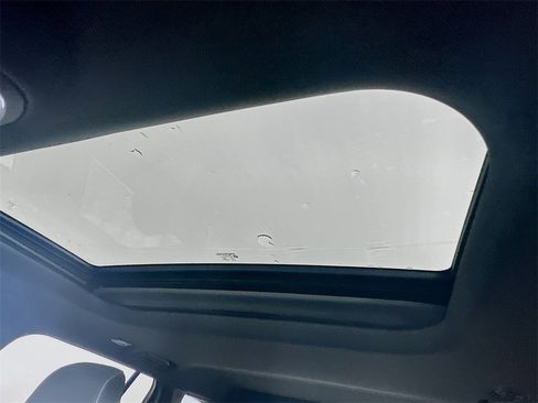 New 2025 Jeep Grand Cherokee Laredo X w/ Luxury Tech Group I image 14