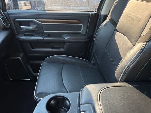 Used 2024 RAM 2500 Laramie image 13