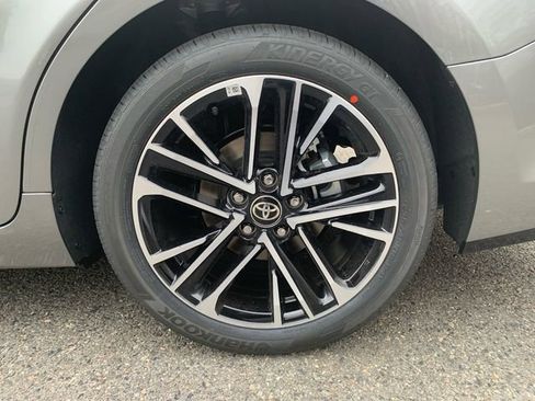 New 2026 Toyota Camry XLE AWD/4WD image 8