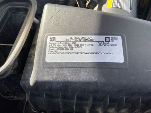 Used 2020 Chevrolet Silverado 3500 High Country image 18