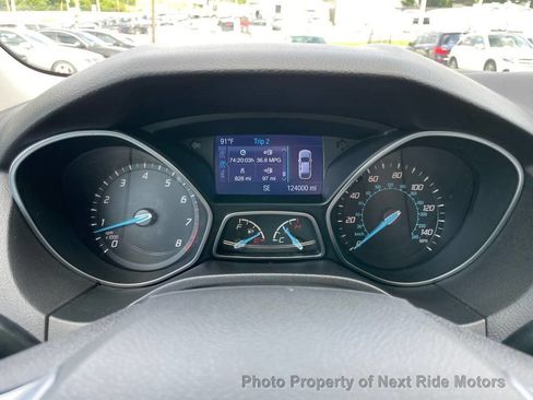Used 2014 Ford Focus SE FWD image 20