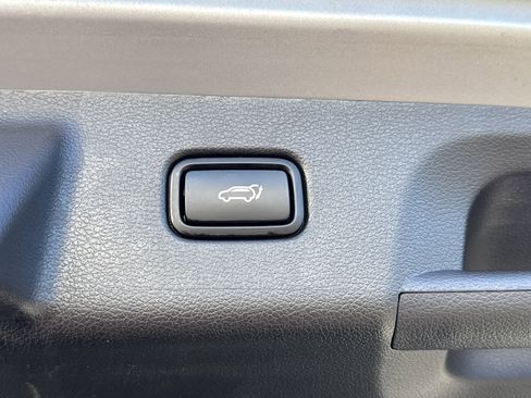 Used 2021 Hyundai Palisade SEL w/ Convenience Package image 26