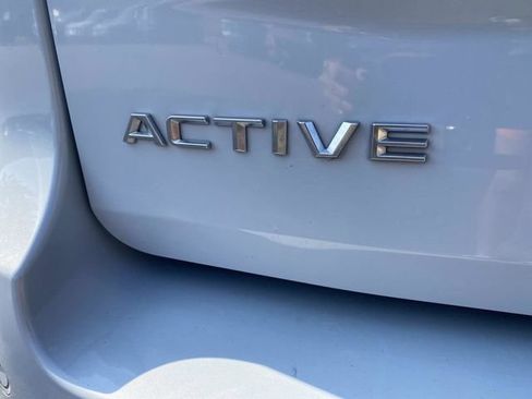 Used 2025 Ford Expedition Active AWD/4WD image 5