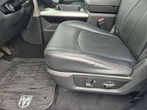 Used 2017 RAM 1500 Laramie w/ Convenience Group image 23