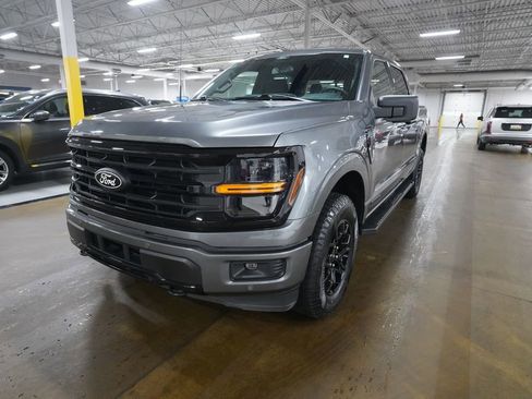 Used 2025 Ford F150 XLT w/ Equipment Group 302A MID AWD/4WD image 12