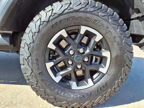 Used 2024 Jeep Wrangler Unlimited Rubicon 4xe w/ Technology Group image 33