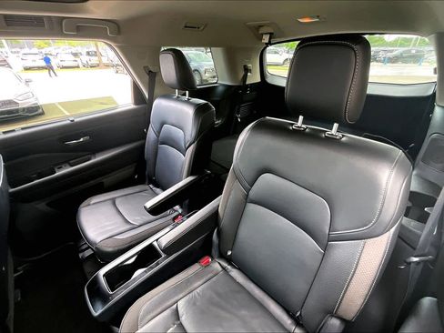 Used 2023 Nissan Pathfinder SL w/ SL Premium Package image 20