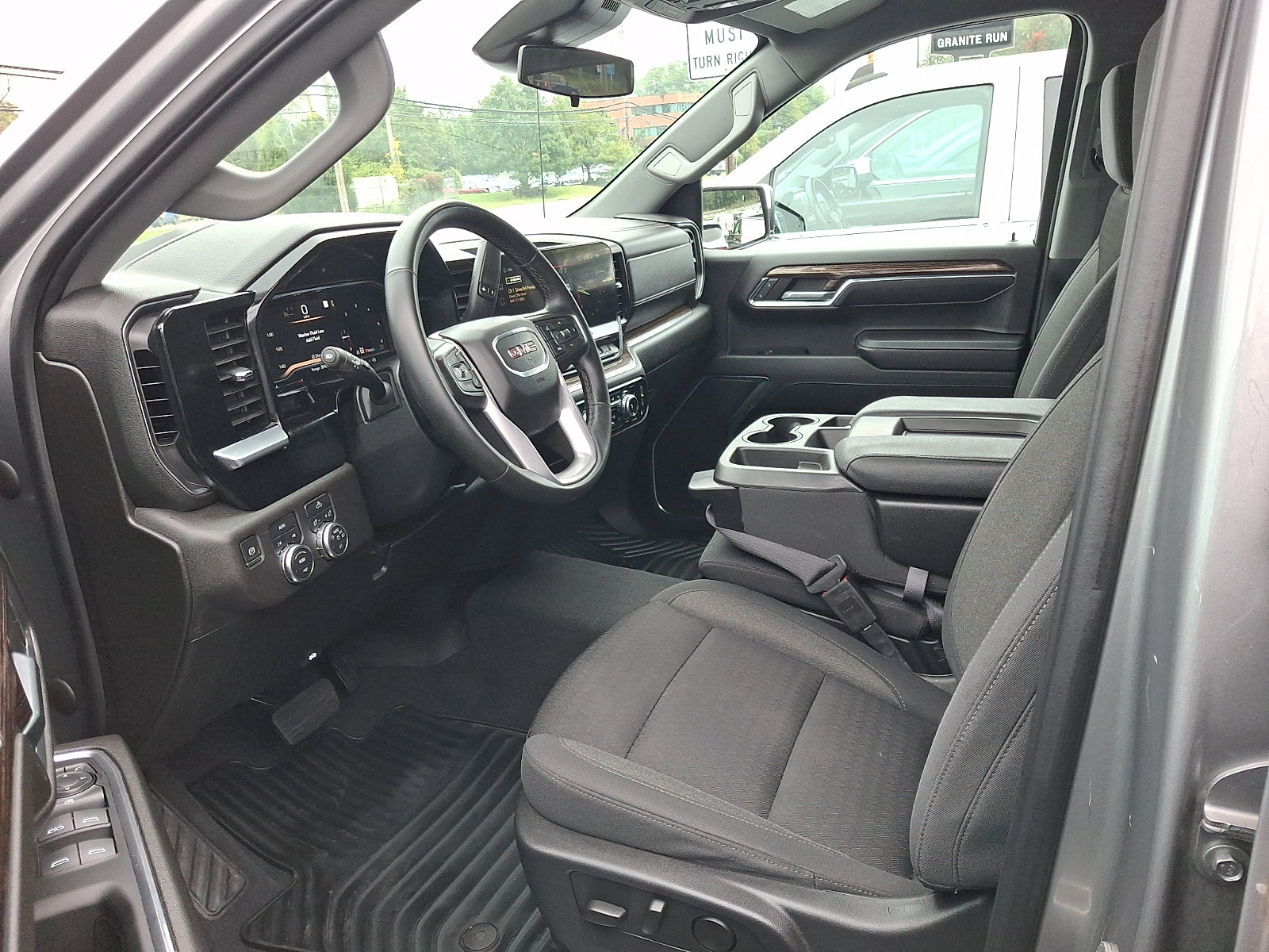 Used 2023 GMC Sierra 1500 Elevation AWD/4WD image 13