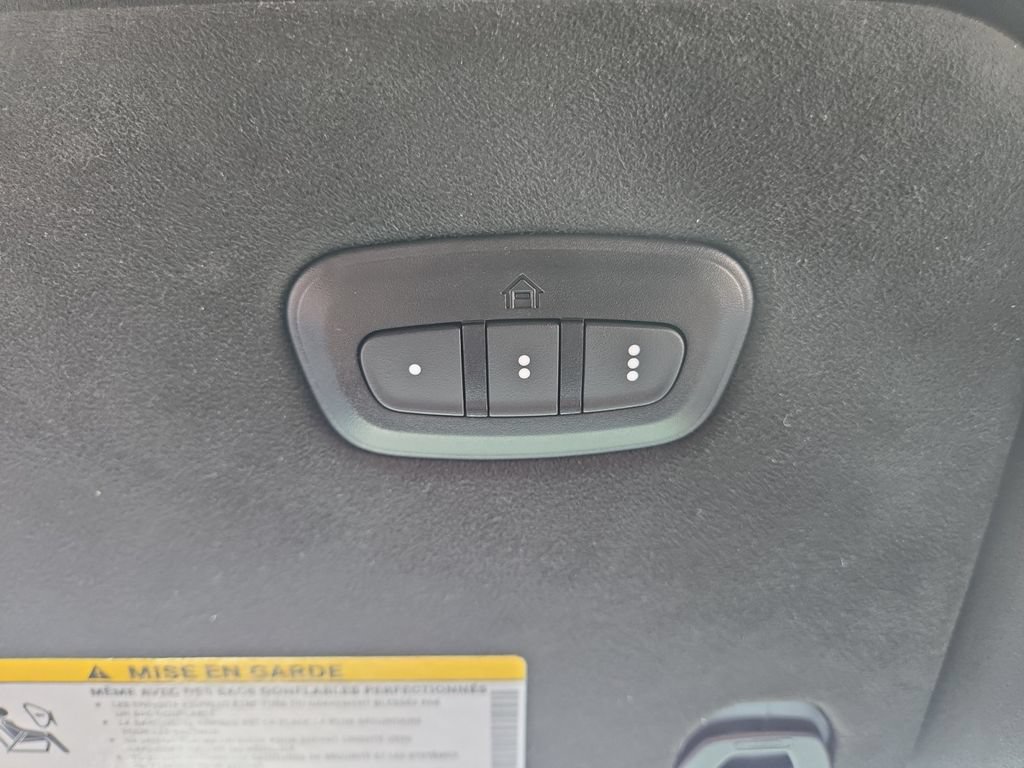 Used 2022 Jeep Grand Wagoneer Series III AWD/4WD image 35