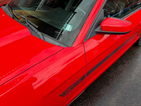 Used 2012 Ford Mustang GT Premium image 31