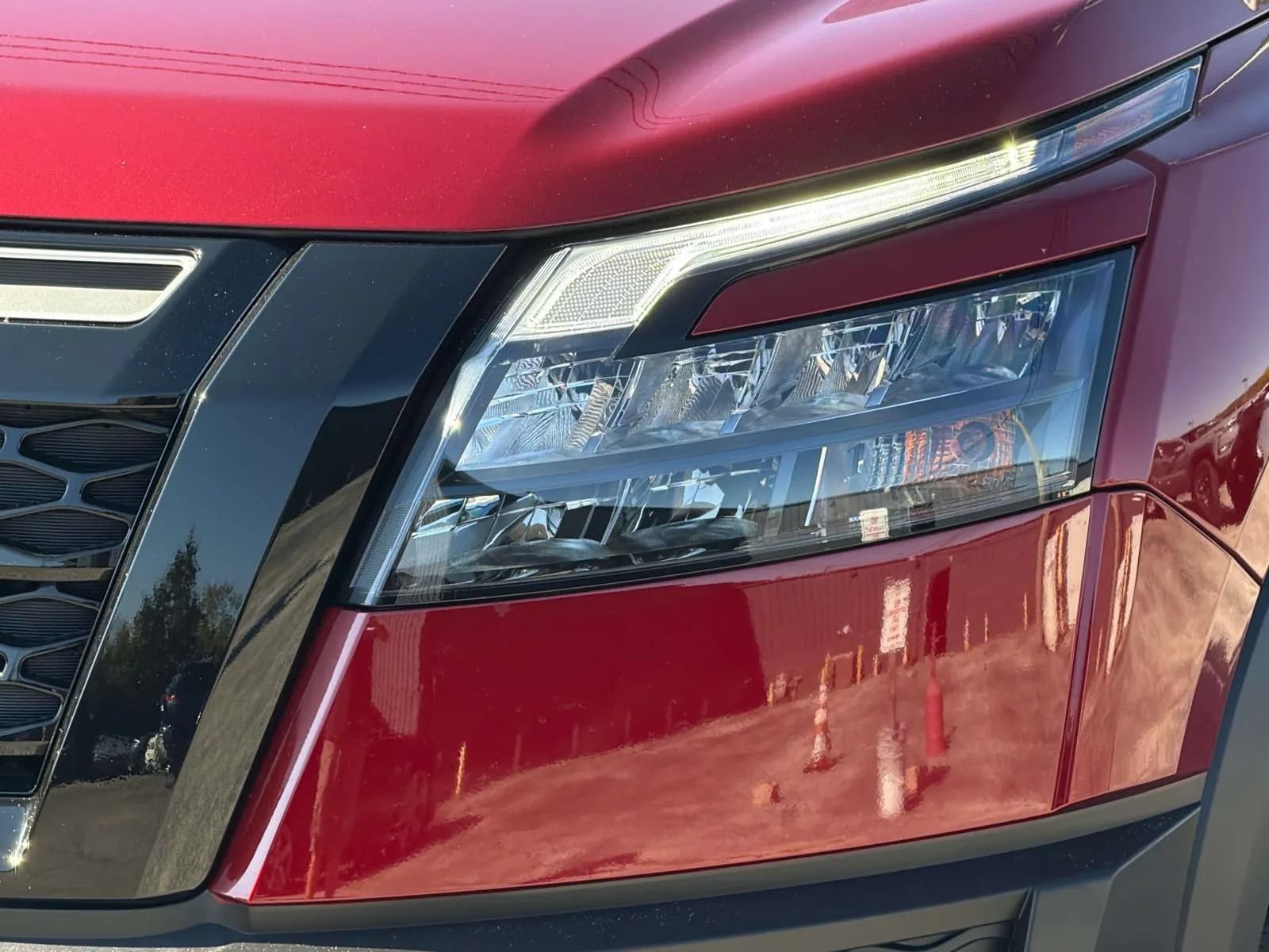 Used 2024 Nissan Pathfinder Rock Creek AWD/4WD image 9