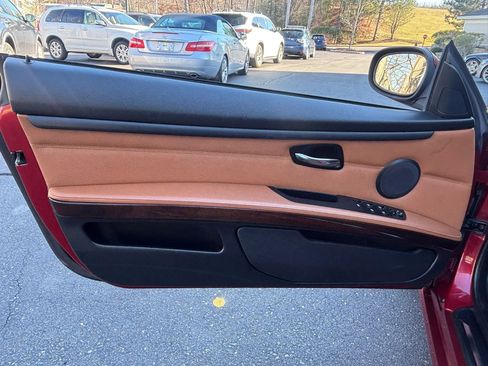 Used 2012 BMW 328i Convertible image 15