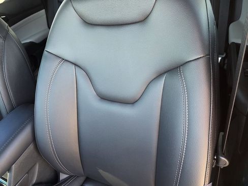 New 2026 Jeep Compass Limited image 8