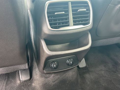 Used 2019 Hyundai Santa Fe SE image 26