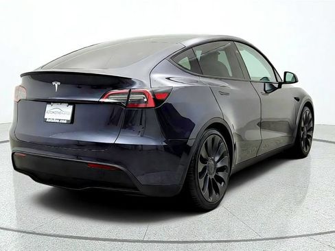 Used 2024 Tesla Model Y Performance AWD/4WD image 5