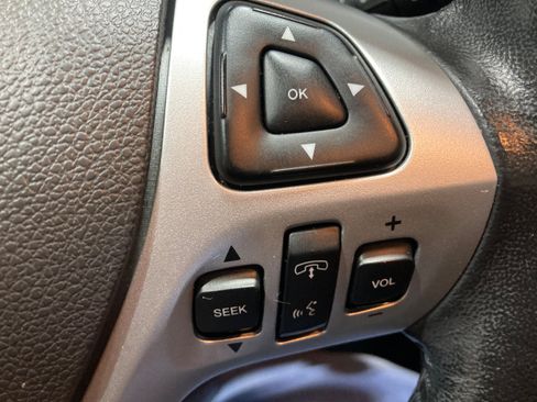 Used 2013 Ford Edge SEL AWD/4WD image 23