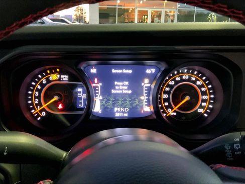 Used 2024 Jeep Wrangler Unlimited Rubicon image 25