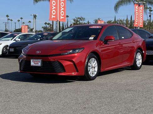 Used 2026 Toyota Camry LE w/ Convenience Package FWD image 38