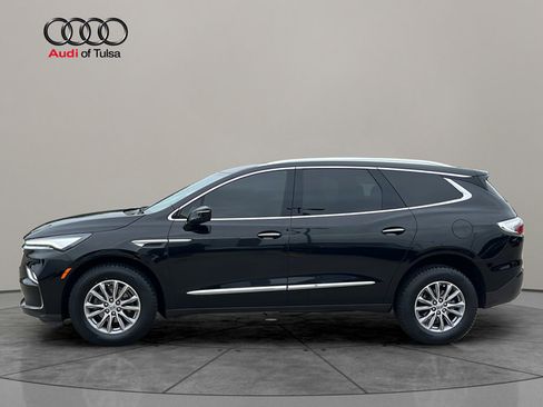 Used 2023 Buick Enclave Essence FWD image 4