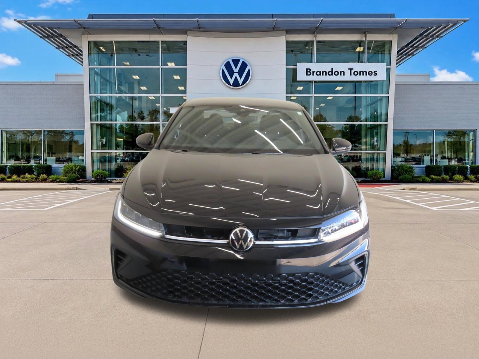 Used 2026 Volkswagen Jetta Sport FWD image 9