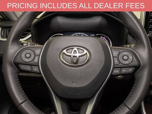 Used 2021 Toyota RAV4 Limited FWD image 20