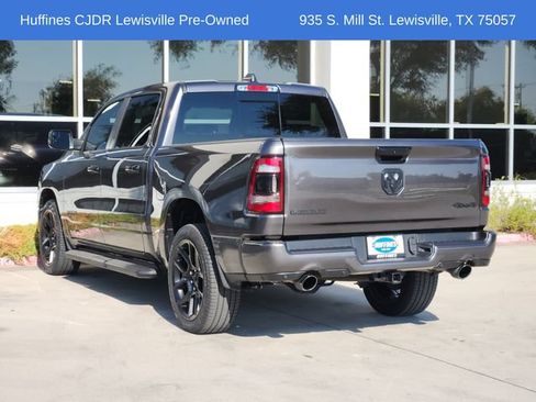 Used 2023 RAM 1500 Laramie AWD/4WD image 5