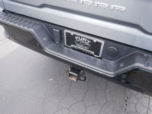 Used 2024 GMC Sierra 2500 AT4X AWD/4WD image 11