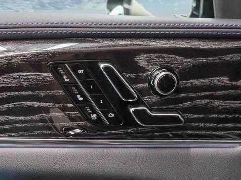 Used 2026 Cadillac Escalade IQL Sport 1 AWD/4WD image 23