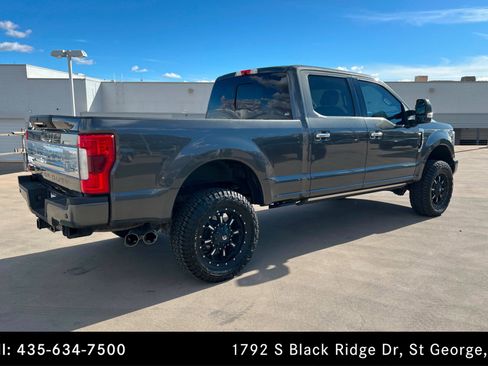 Used 2017 Ford F350 Platinum w/ Platinum Ultimate Package image 5