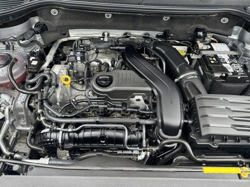 Certified 2024 Volkswagen Taos S AWD/4WD image 28