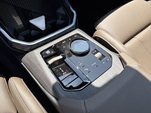 Used 2025 BMW X3 xDrive30i w/ Convenience Package image 16