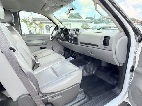 Used 2008 Chevrolet Silverado 1500 W/T RWD image 15