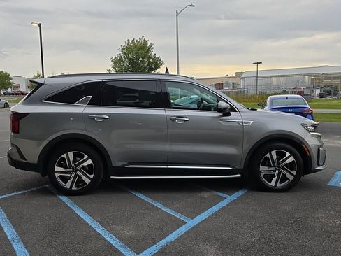 Used 2023 Kia Sorento SX Prestige w/ Panoramic Sunroof Package AWD/4WD image 27