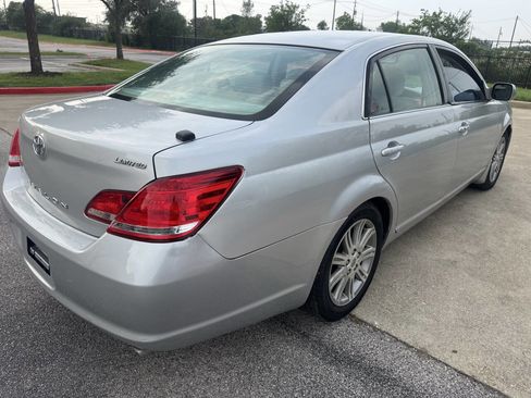 Used 2006 Toyota Avalon Limited FWD image 7