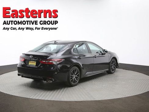 Used 2024 Toyota Camry SE FWD image 38
