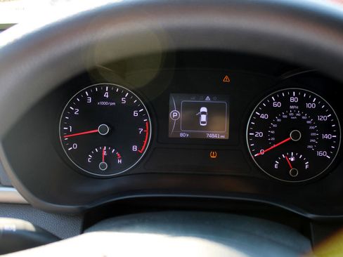 Used 2018 Kia Optima LX w/ 17" Alloy Wheels Package image 21