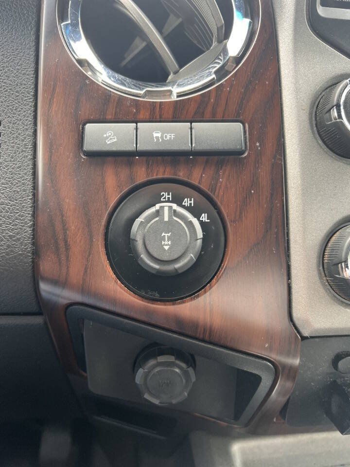 Used 2016 Ford F250 Lariat w/ Lariat Interior Package AWD/4WD image 25