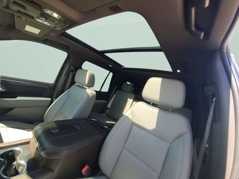 Used 2023 GMC Yukon SLT w/ SLT Premium Package AWD/4WD image 20