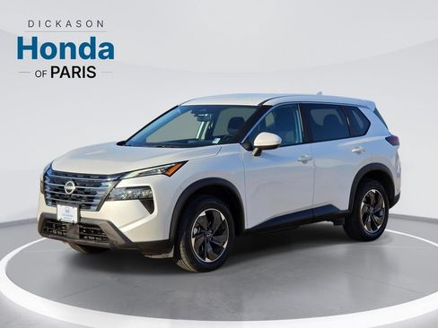 Used 2025 Nissan Rogue SV AWD/4WD image 1